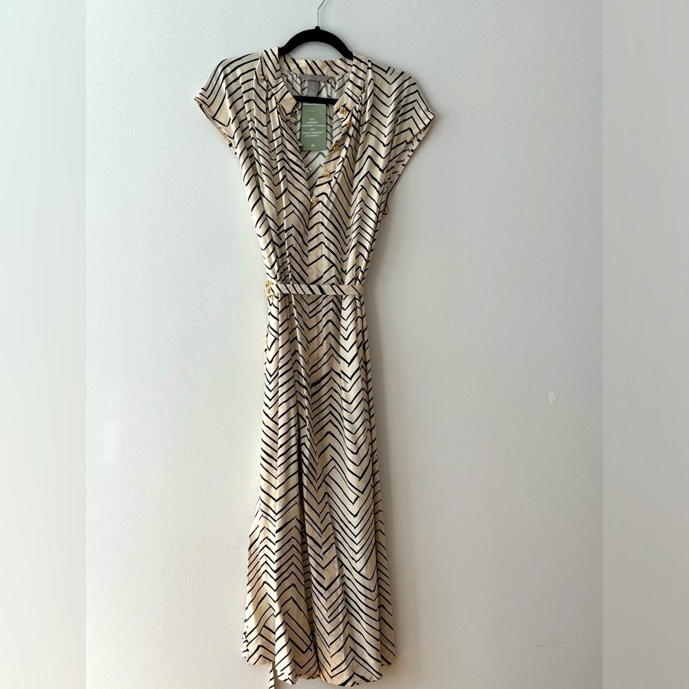 NWT: H&M Off-White and Black Midi Dress